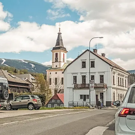 Roky - Dolni Namesti-4 By Interhome